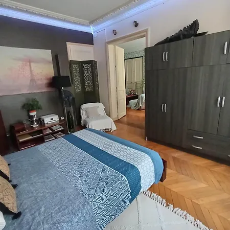 Alojamento de Acomodação e Pequeno-almoço Private 72 M2, 2 Opera Madeleine Place Vendome Paris
