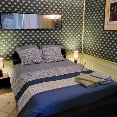 Alojamento de Acomodação e Pequeno-almoço Private 72 M2, 2 Opera Madeleine Place Vendome 4*